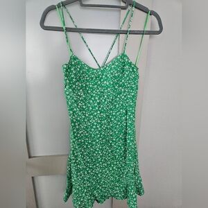 GREEN FLORAL Dress. ZARA Small